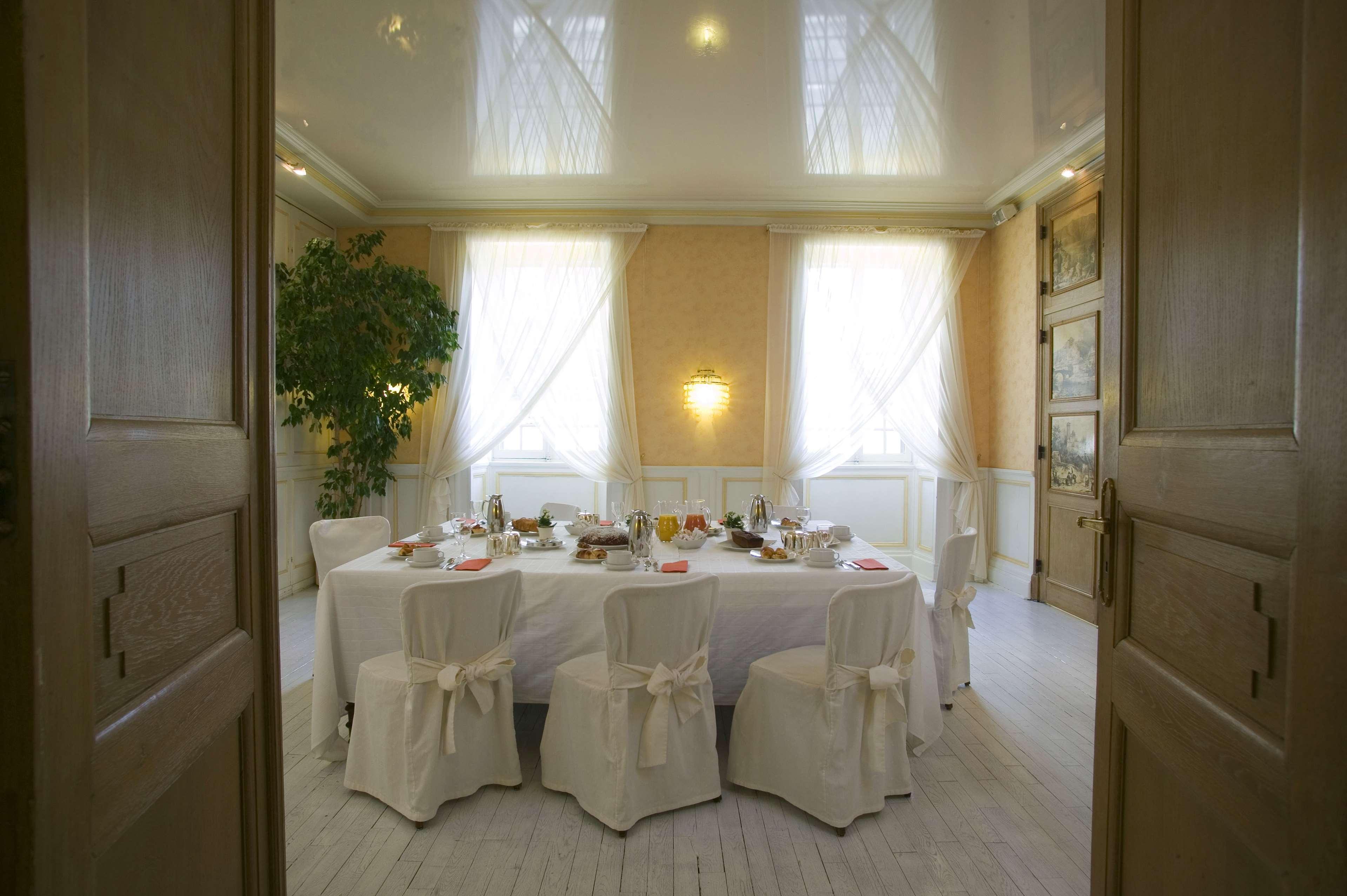 Best Western Grand Hotel de Bordeaux Aurillac Buitenkant foto